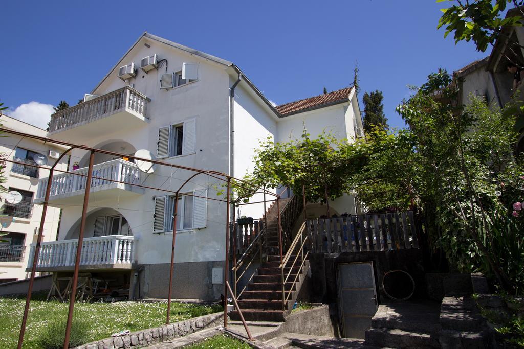 St. Roko Guest House Donja Lastva Dış mekan fotoğraf